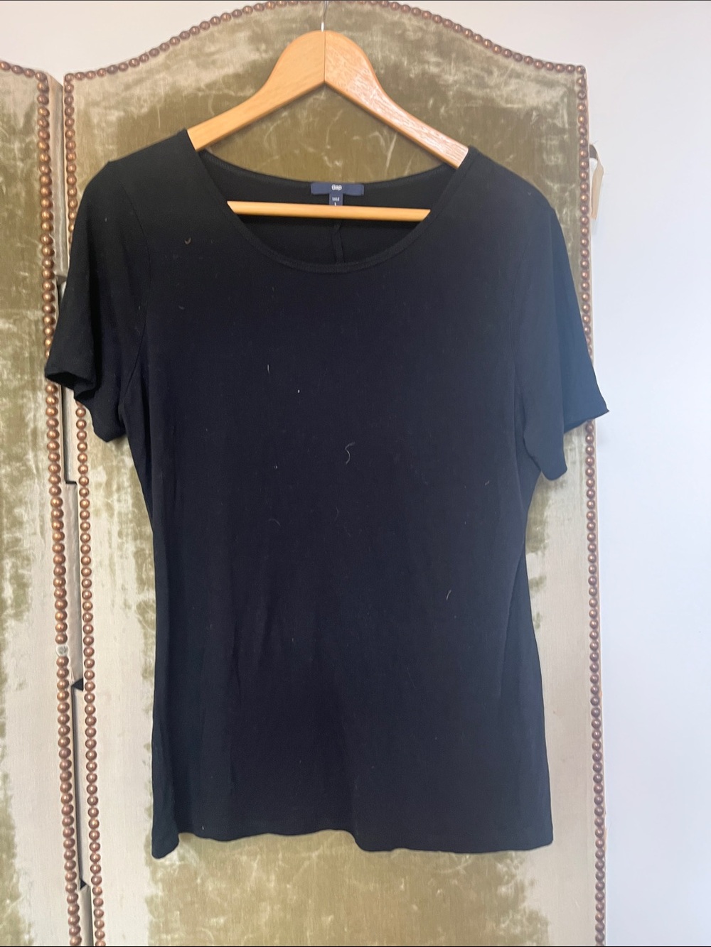 GAP Black Short Sleeve Scoop Neck Tee